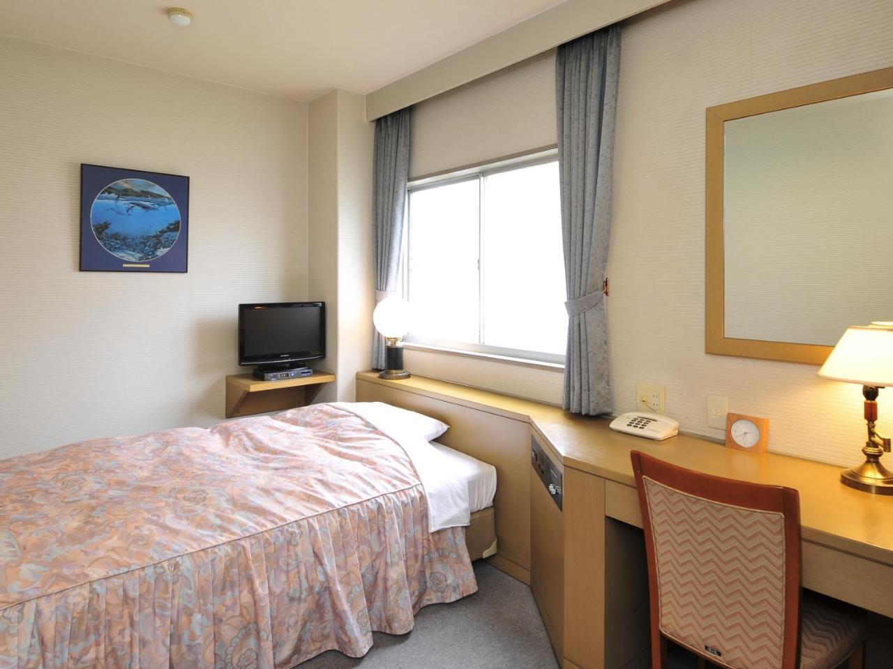Business Hotel Prince Takamatsu Eksteriør bilde